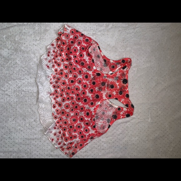 Floral Crop Top - Picture 2 of 3